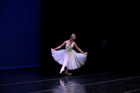 bs0008-870-KENEDI SAMPSON-GISELLE-BACKSTAGE-ADC DAL 2025